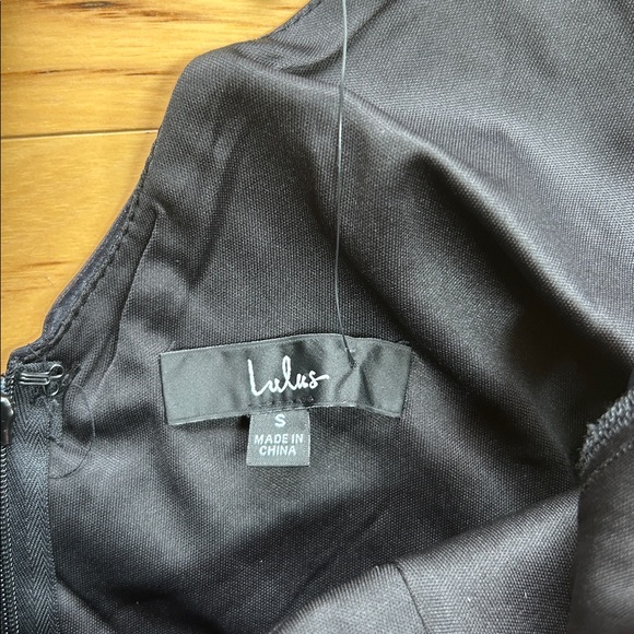 NWT Lulus Mesmerizing Black Floral Organza Ruffled Midi Dress | Size Small - Picture 8 of 8